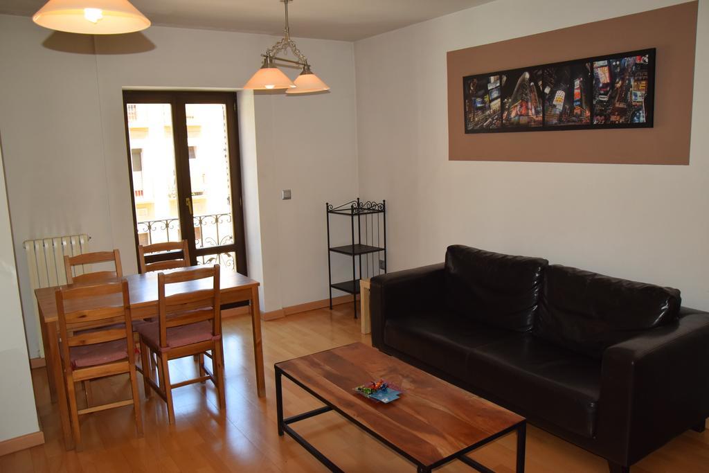 Apartamentos Zaragoza Coso Ngoại thất bức ảnh