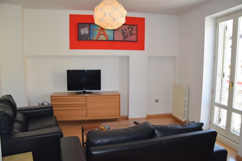 Apartamentos Zaragoza Coso Ngoại thất bức ảnh